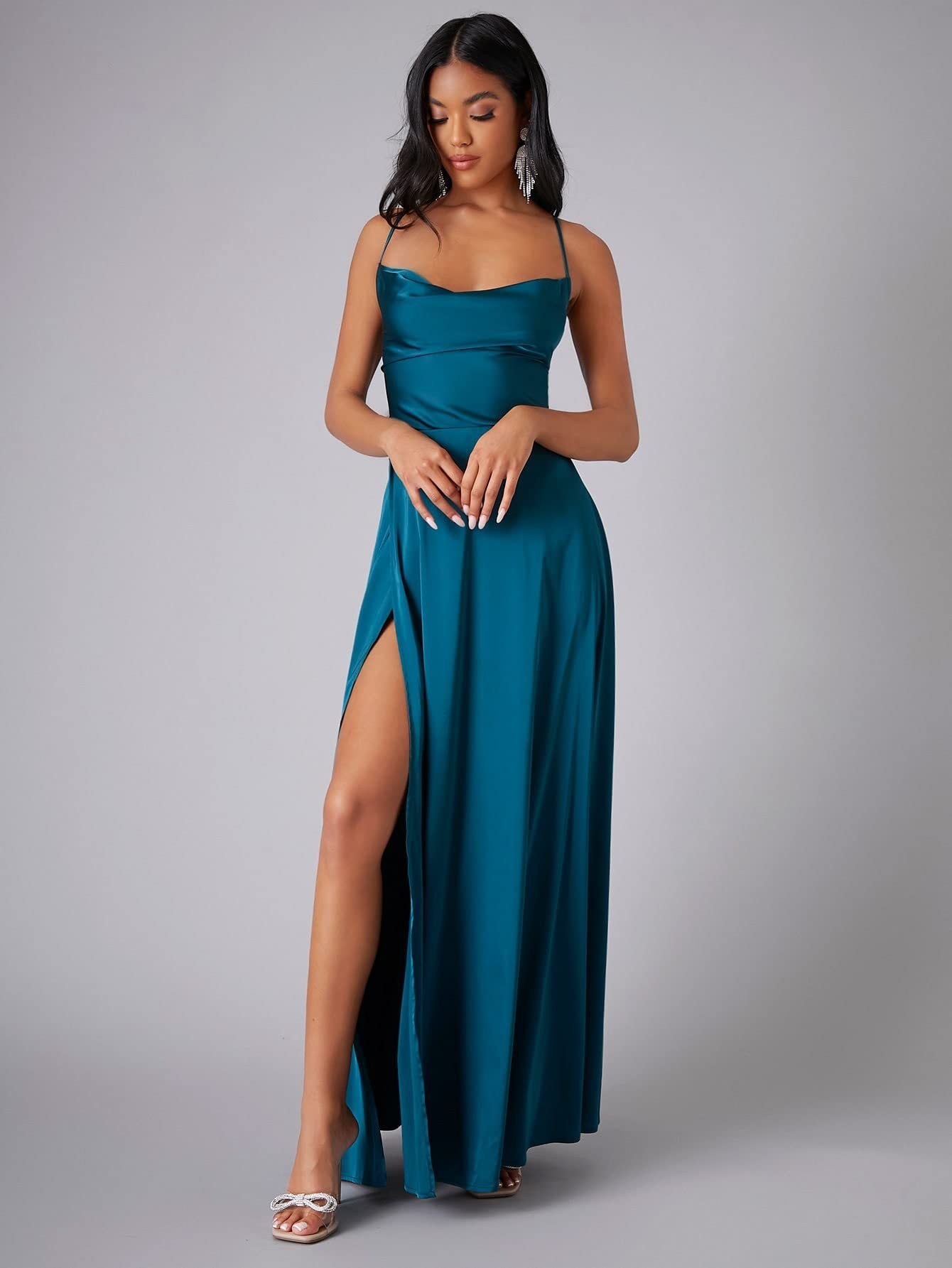 Elegant Satin Bodycon Dress – Backless Slim Fit Party Wear