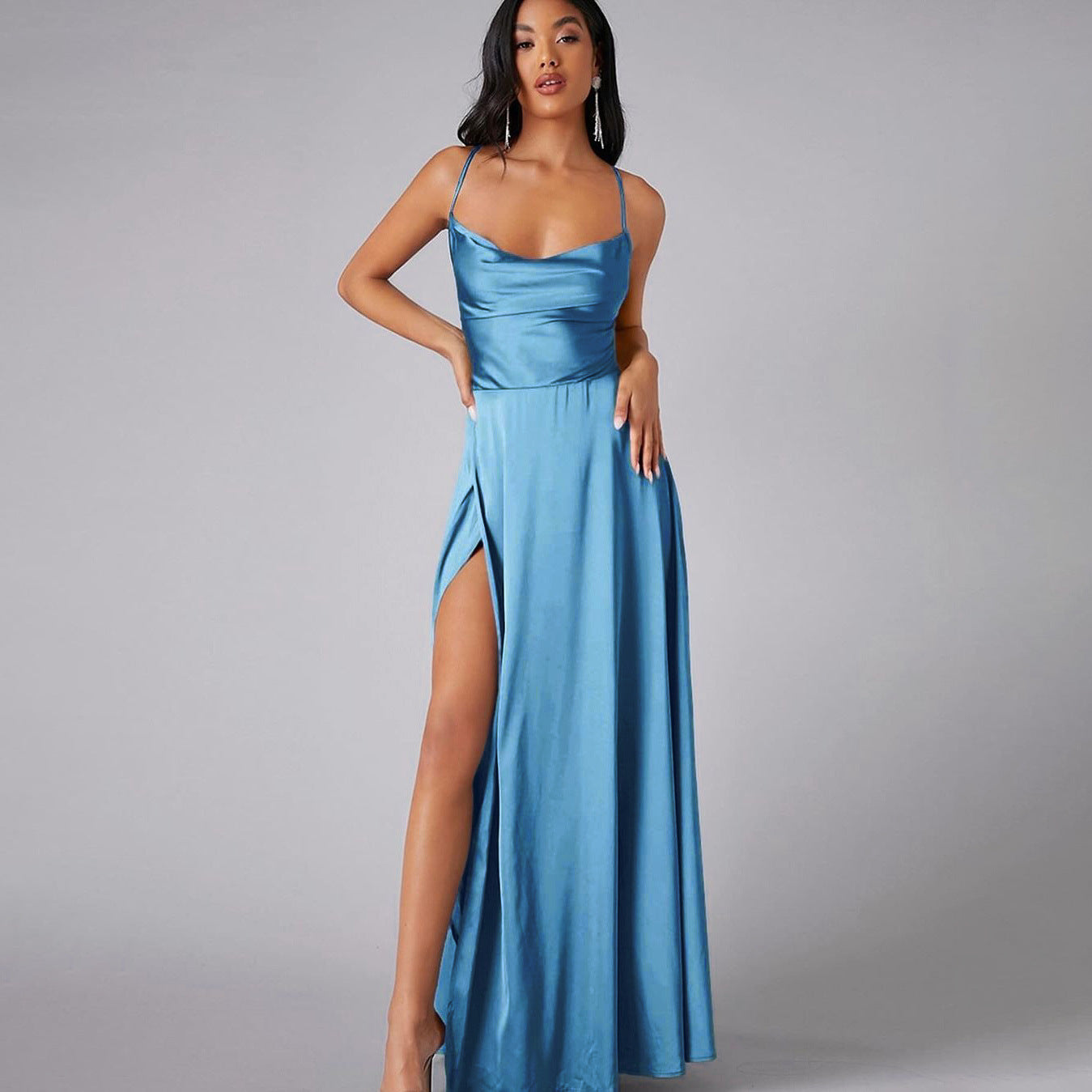 Elegant Satin Bodycon Dress – Backless Slim Fit Party Wear